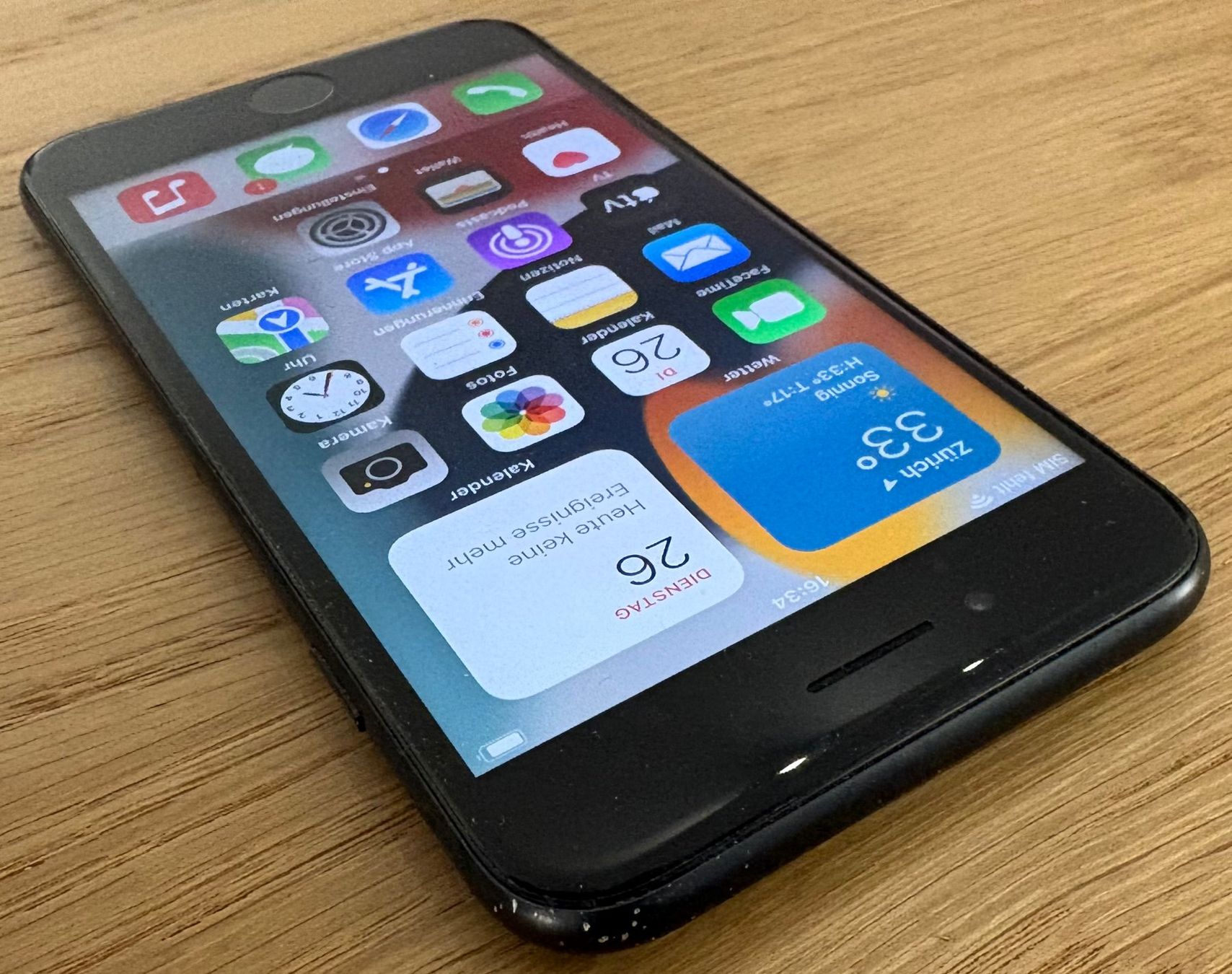 Apple Telefoni cellulari / Smartphones: Apple iPhone 7 | 32 GB | Schwarz – Usato da Zürich venduto da Gaikokujin 4
