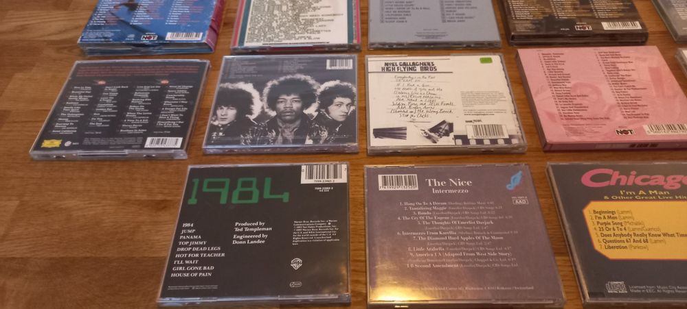 CD Sammlung Beatles, AC DC, Led Zeppelin, Chuck Berry usw. (Gebraucht ...