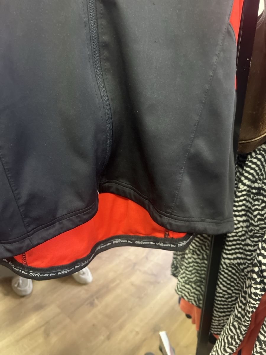 Giacche: Crivit Sport Jacke, Grösse L – Usato da Olten venduto da AtelierSecondhand23 2