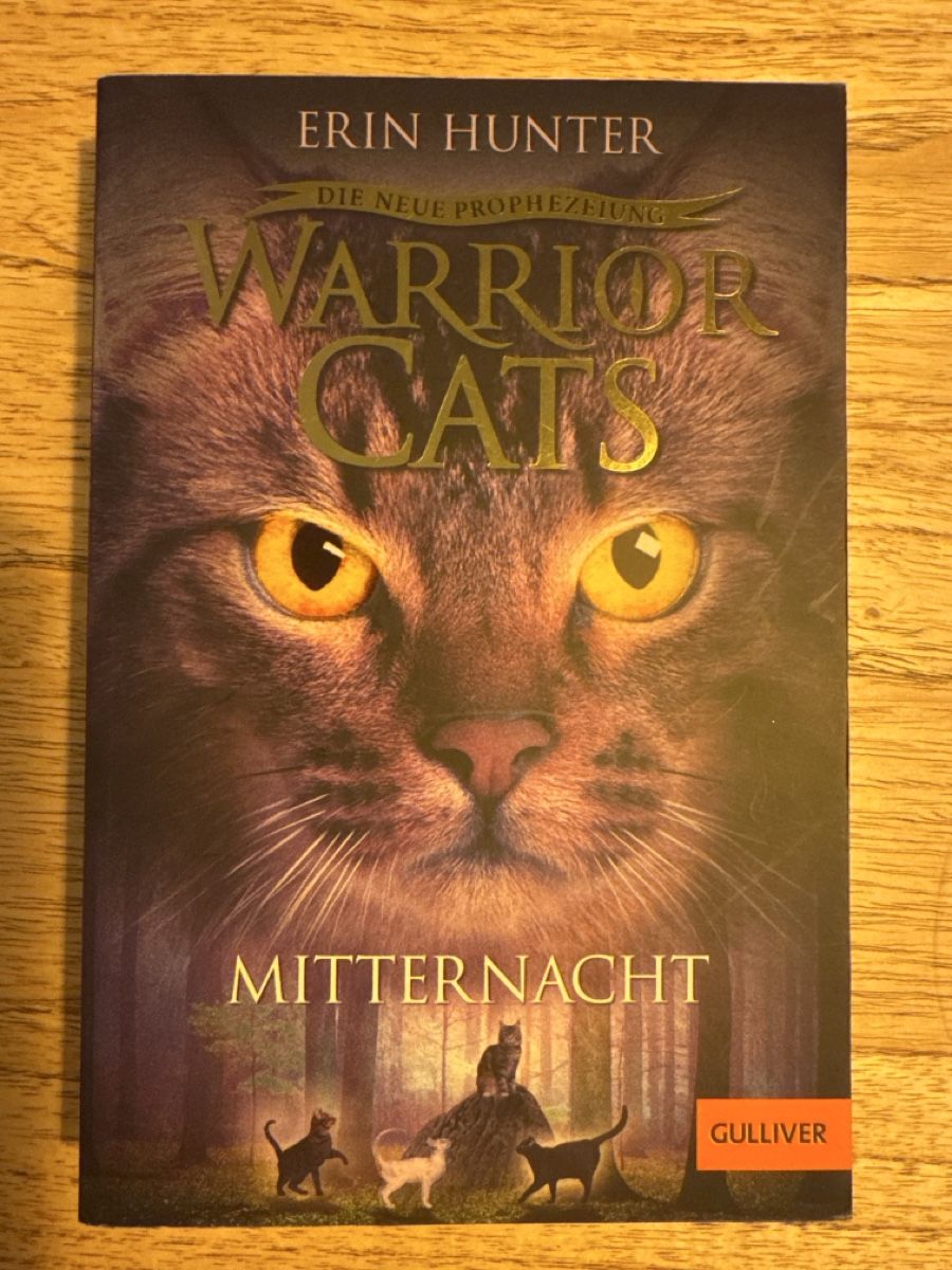 Libri: Warrior Cats Staffel 2 Band 1 – Usato da Zürich venduto da vivaperu