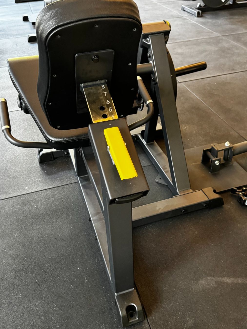 Hometrainer: Kraftgerät "Leg Extention" Oberschenkel - Beinstrecker – Neu (gemäss Beschreibung) aus Rüti ZH von HawaiiLove 5