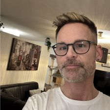 Profile image of tom_j2bb