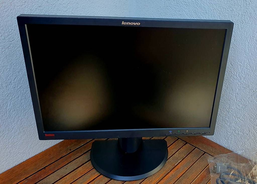 Monitor: Schermo Lenovo – Usato da Canobbio venduto da Pablo77 1