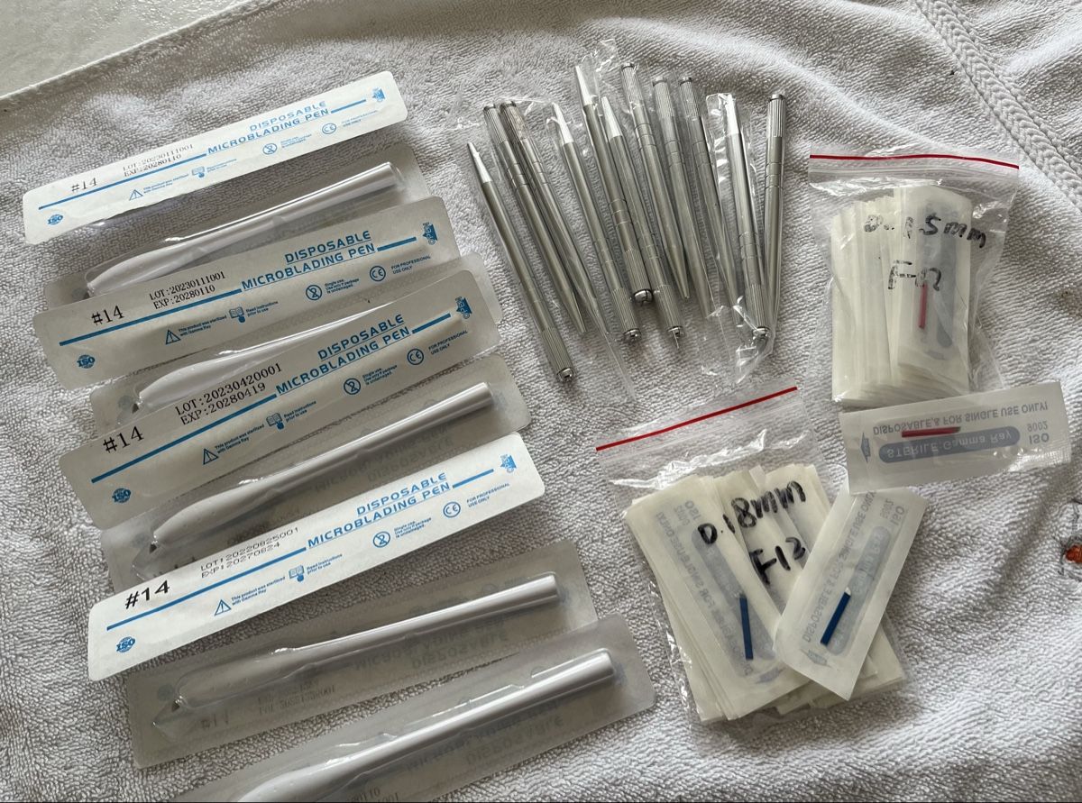 Make-up: Microblading – Neu (gemäss Beschreibung) aus Zwillikon von Saltlakecity