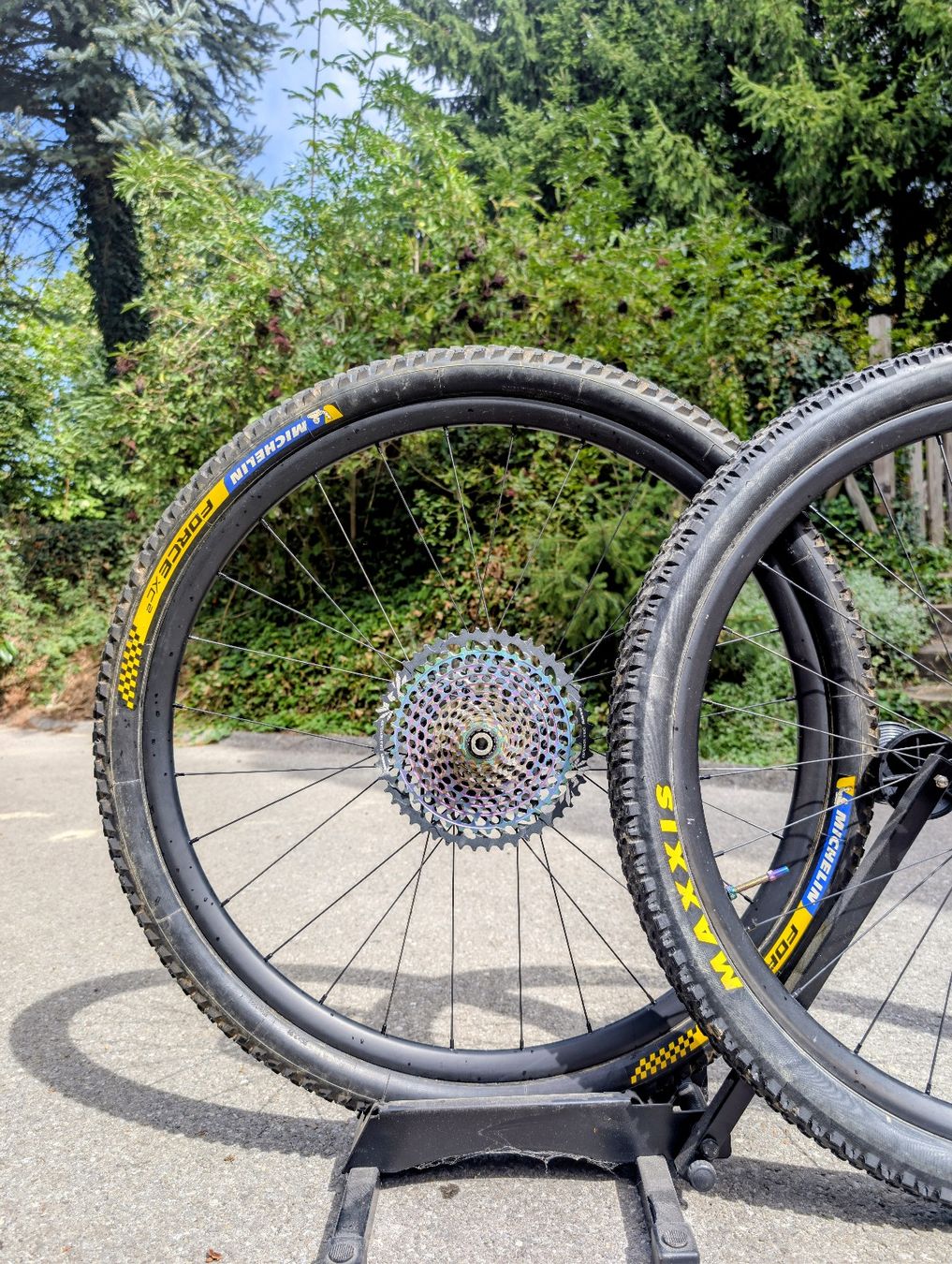 Maxxis Pneumatici & Ruote complete: Paire de roue VTT XC light 29" - Comme neuve – Usato da Grolley venduto da PENTATIX 2