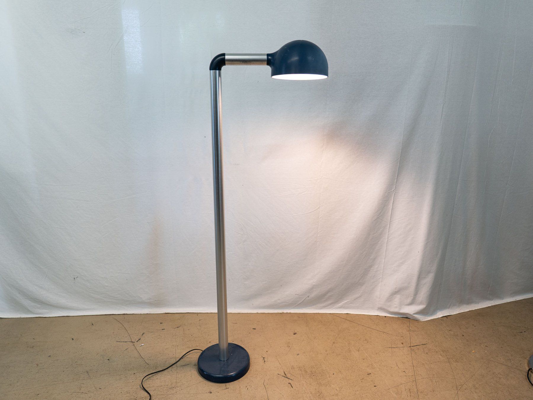 Lampen: Vintage Stehlampe - Robert Haussmann, 1965 - Ref. 06/07 – Gebraucht aus Au ZH von BrockiAu 1