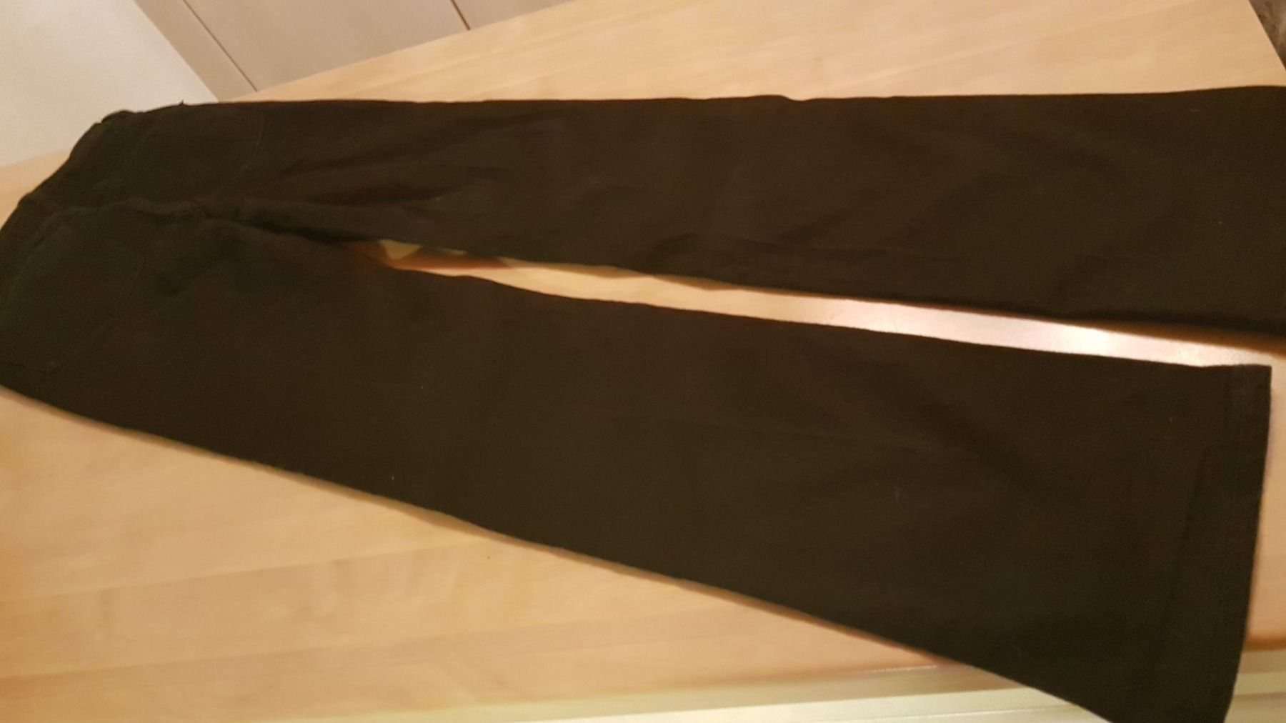 H&M Pantaloni: Pantalon noir taille 34 marque H&M – Usato da Villiers venduto da san_jn5w 8