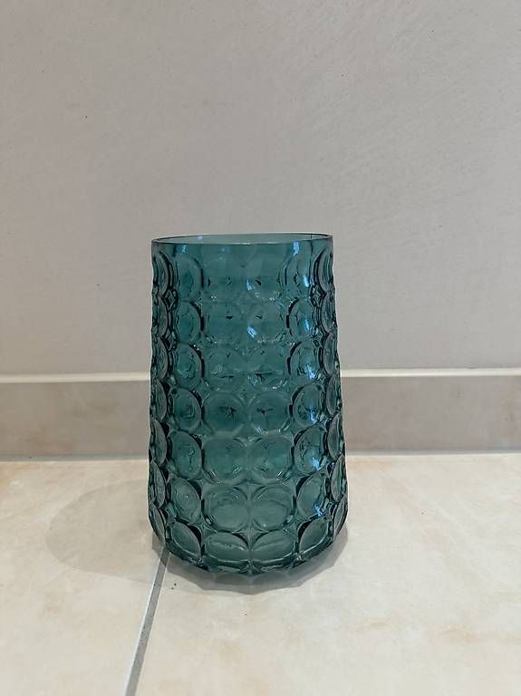 Vasen & Gefässe: Green vase from Butlers – Gebraucht aus Affoltern am Albis von mat_vrk7
