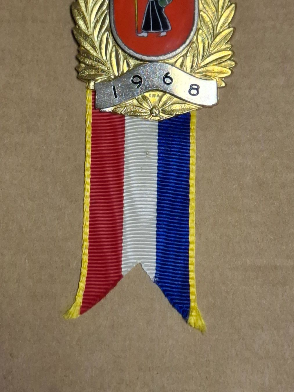 Medaillen: Wappen Glarus 1968 (D822) – Gebraucht aus Schwanden GL von Suvorov 2