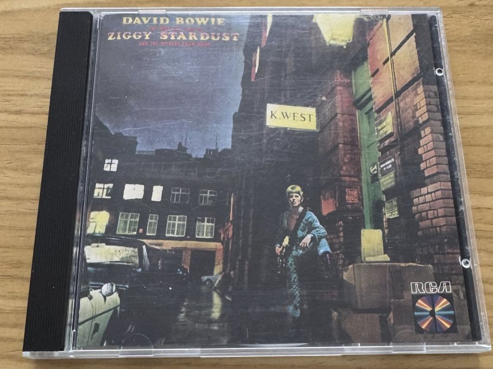 CD: David Bowie – Ziggy Stardust – Usato da Fällanden venduto da Escheli