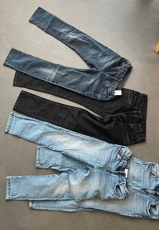 Jeans Gr. 146
