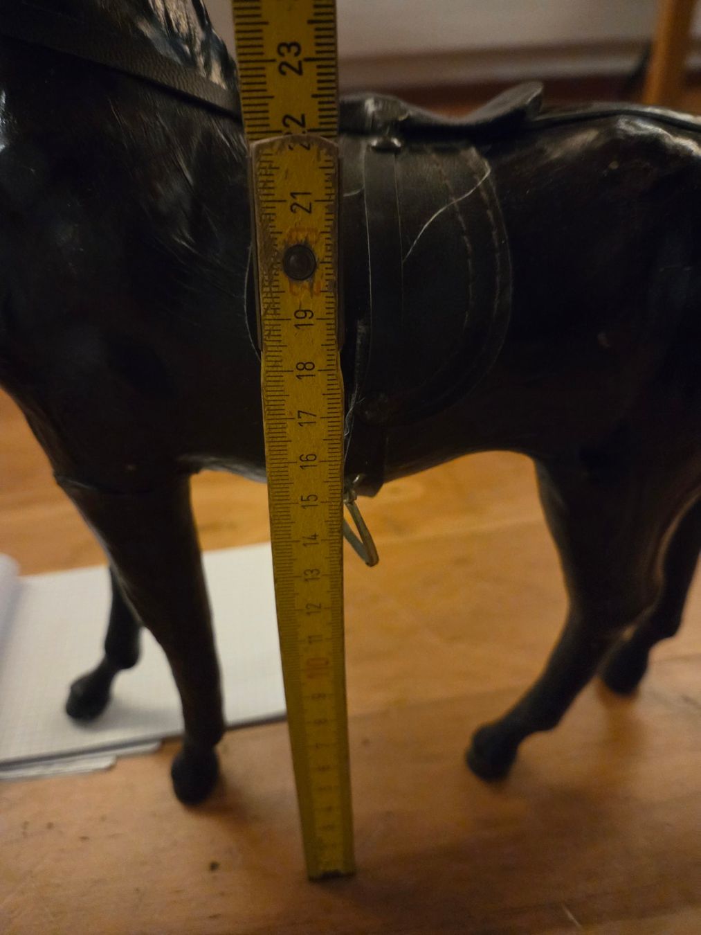 Figuren: Lederpferd alt – Gebraucht aus St. Gallen von Razoon77 7