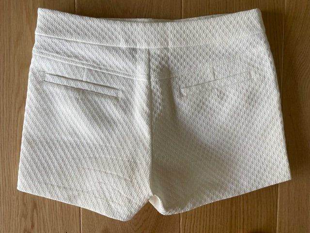 Hosen: Stylische Shorts von Iroo – Gebraucht aus Vico Morcote von Muru 1