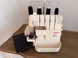 Bernina 2000DE Overlockmaschine gutem Zustand