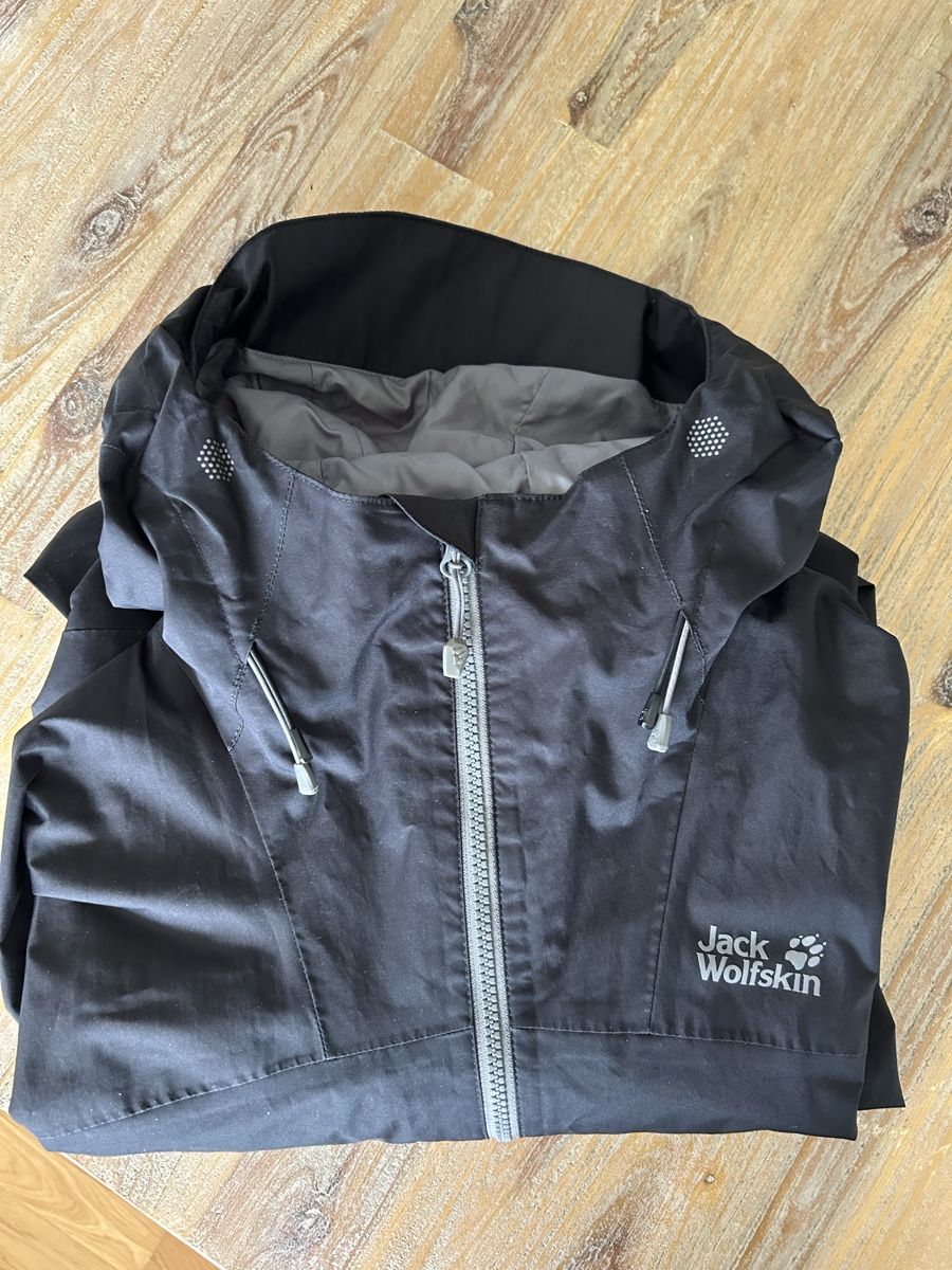 Jack Wolfskin Giacche: Jack Wolfskin jacket windbreaker XL  – Usato da Zug venduto da kki_yv65