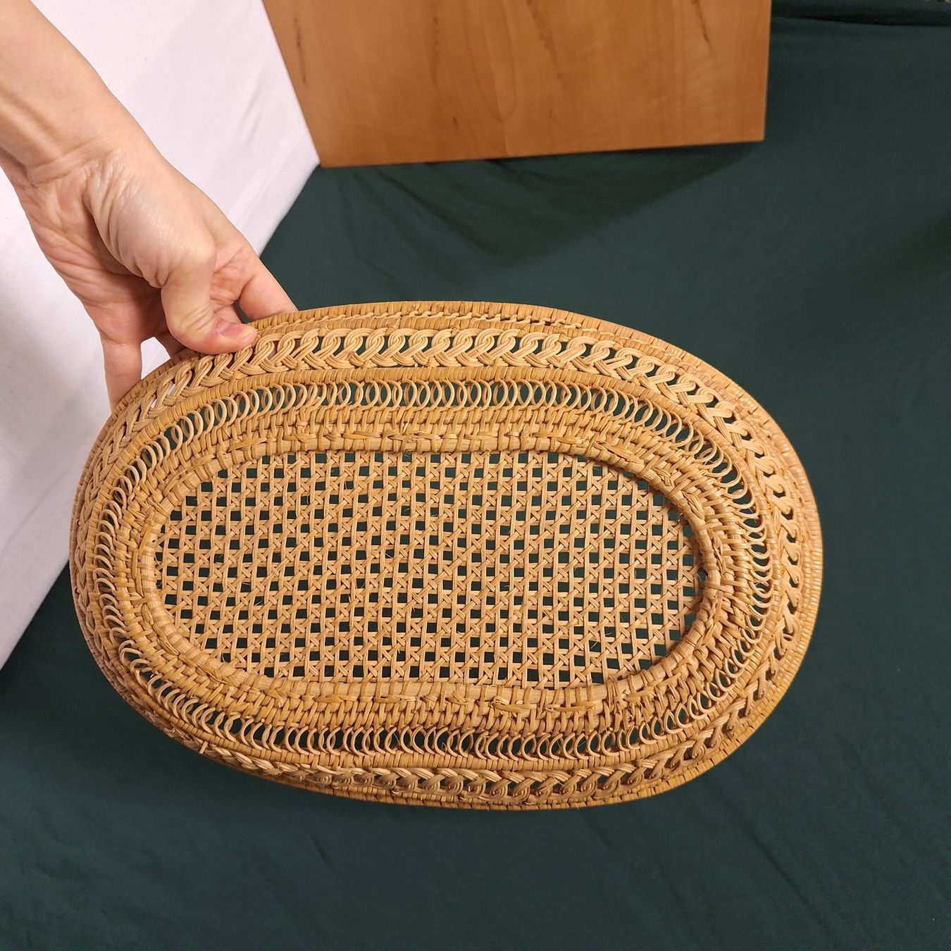 Altro per la casa: Versand möglich. Feine, hübsche Flechtarbeit, ovaler Korb – Usato da Winterthur venduto da Goldpipau 5