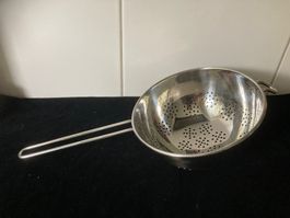 Grosses Chromstahl - Sieb