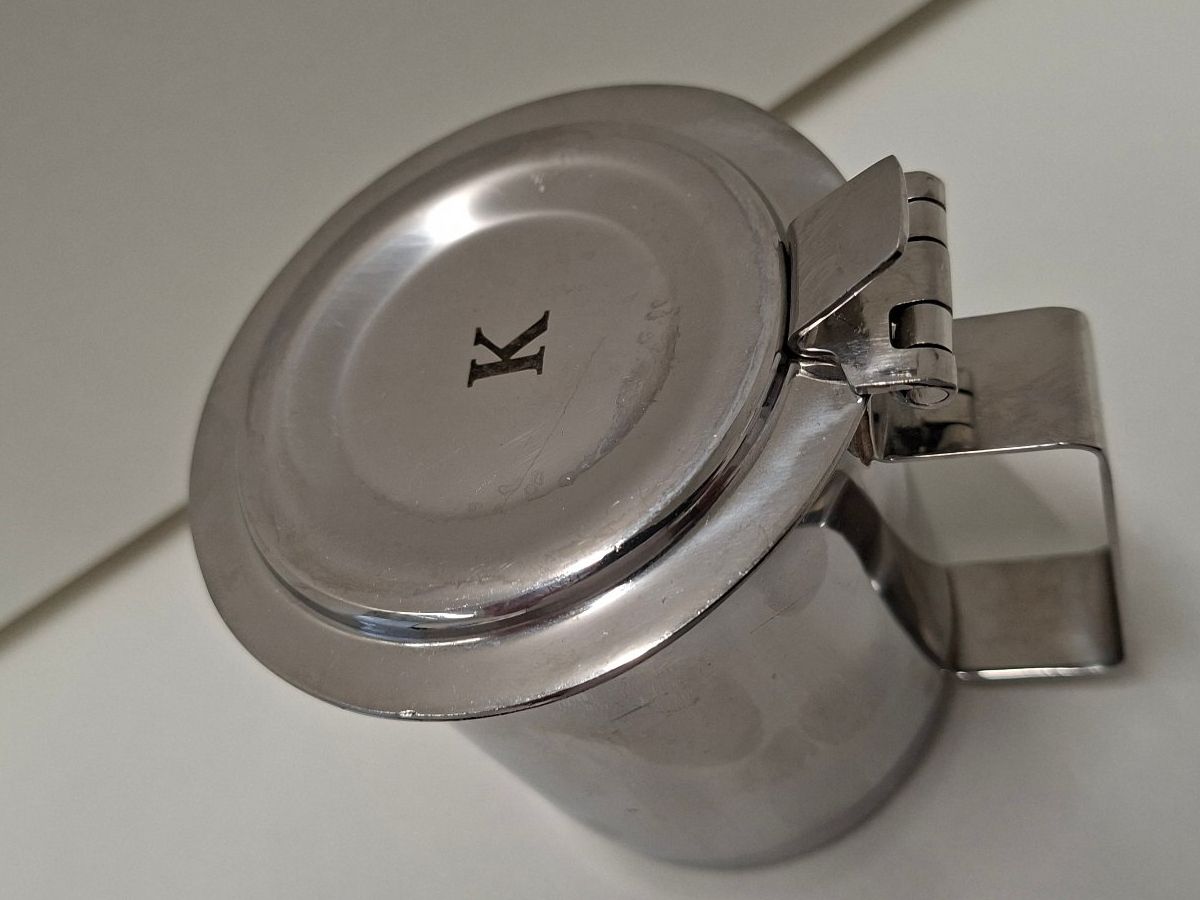 Teiere: Isoliertes Kaffeekännchen aus Edelstahl – Usato da Weggis venduto da Artemis11