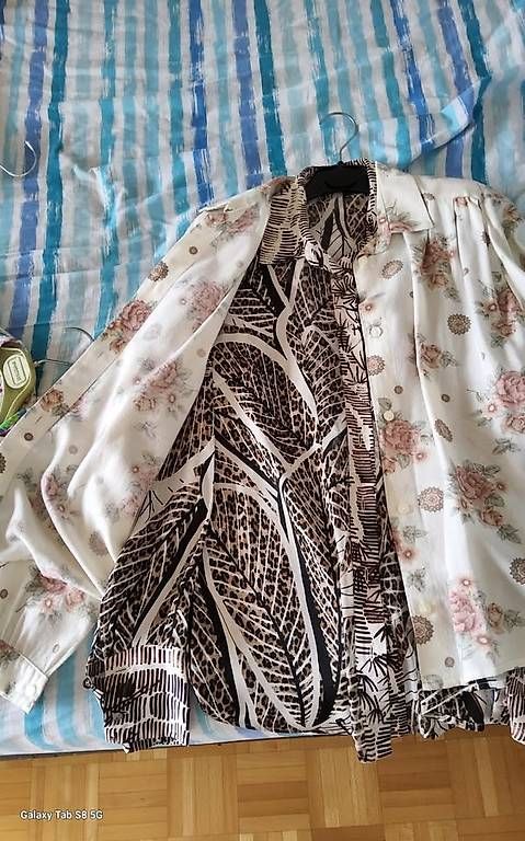 Chemisiers: Vendo camicette da donna – D'occasion à Cadro par Inuit71 4