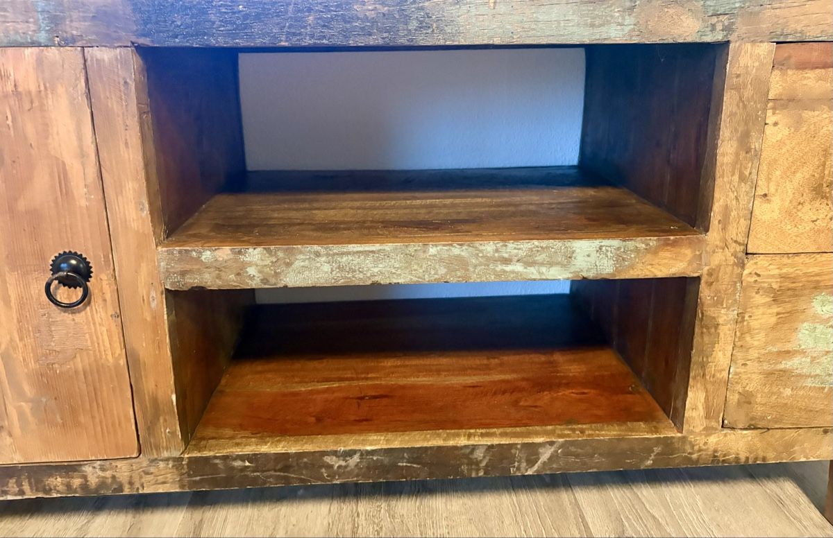 TV Möbel: TV Möbel Sideboard – Neu (gemäss Beschreibung) aus Küssnacht am Rigi von Wir-3 4