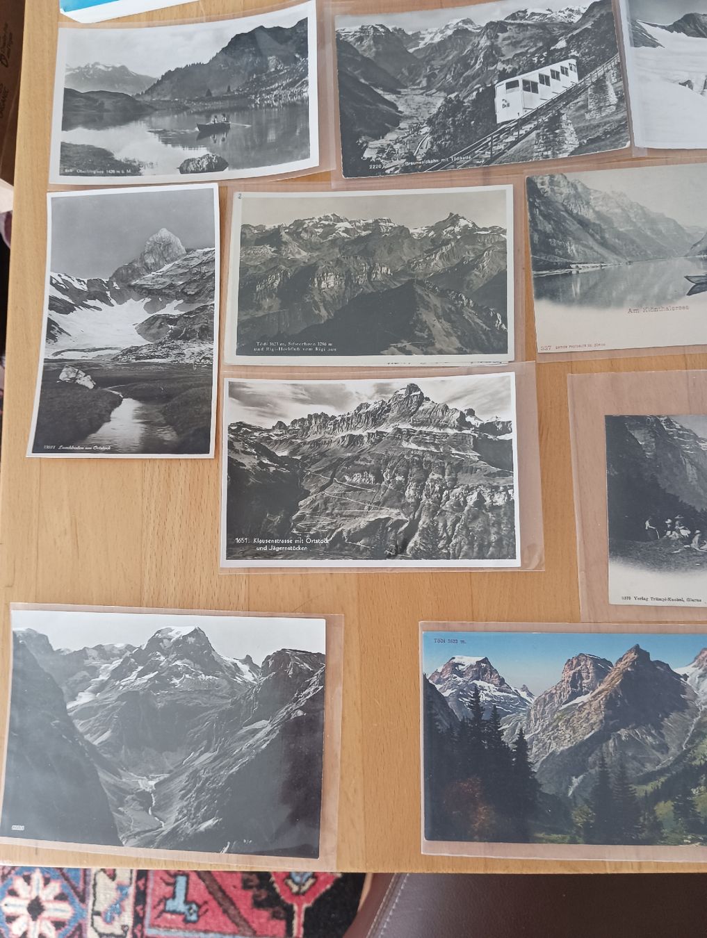 Ansichtskarten: 12 alte Postkarten Schweiz Berge Ferien Grusskarten – Gebraucht aus Richterswil von
