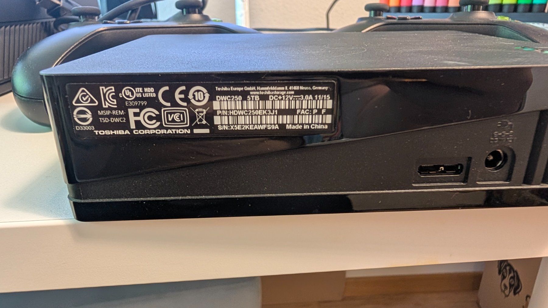 Microsoft Console: Xbox One 500 GB + 5 TB Festplatte, Kinect, 2 Controller & OV – Usato da Amriswil venduto da PatiSun 5