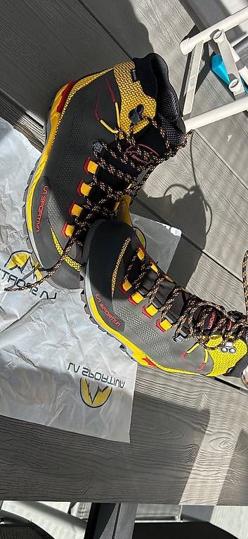 Herrenschuhe: Scarponi La Sportiva nuovi – Gebraucht aus Cugnasco von elisadg02 2