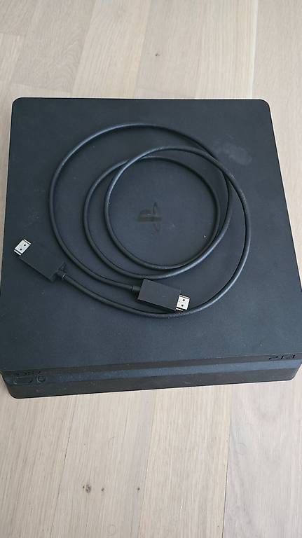 Console: Ps4 Slim – Usato da Uster venduto da Batur.C