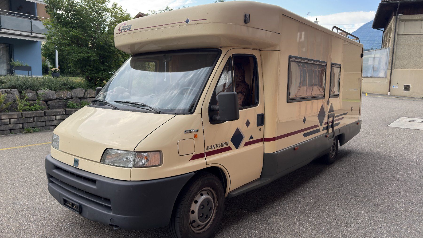 Ffb Veicoli da campeggio: FFB Wohnmobil Fiat Ducato 2,5TDI – Usato da Spiez venduto da Zeitgeist 1