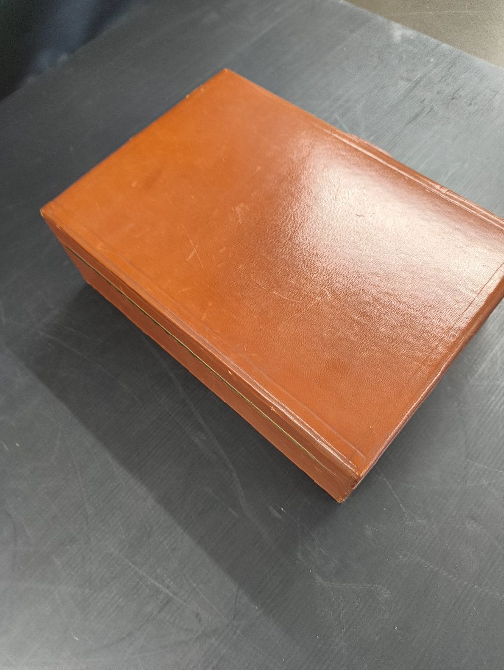 Humidore: Humidor in Leder eingebunden – Gebraucht aus Basel von bk_brockibasel 5