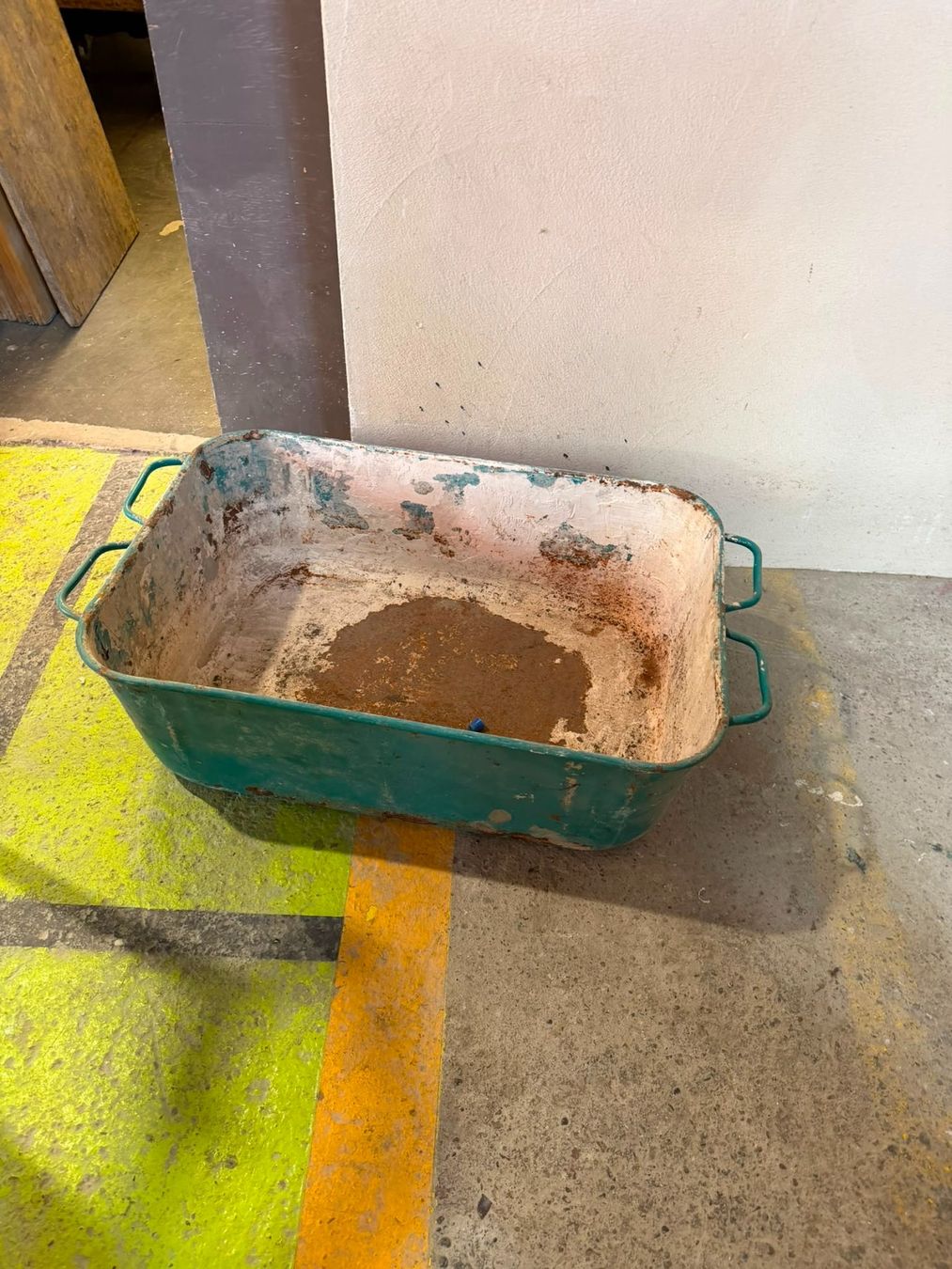 Casse di trasporto: Mörtelkiste aus Metall – Usato da Uster venduto da 4schtroumpfs