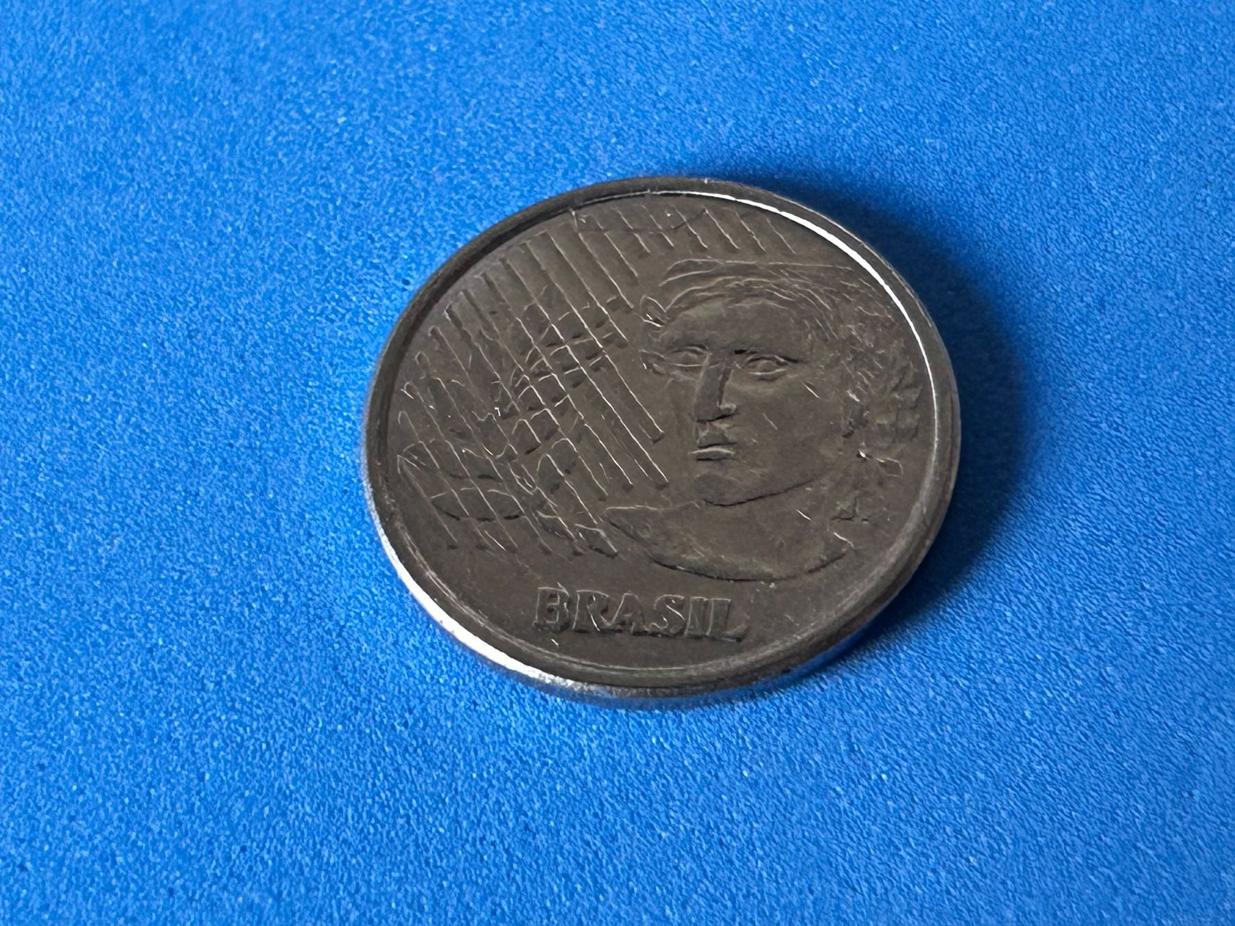 Tutti le monete: Brazil - 5 Centavos 1996 – Usato da Corcelles NE venduto da AJKader 3