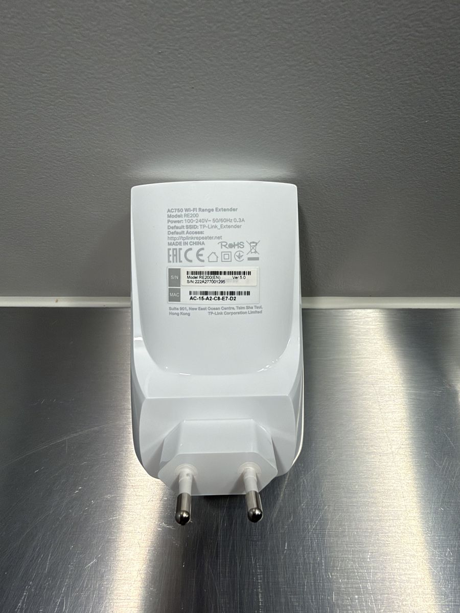 TP-Link WiFi: TP-Link RE200 AC750 Wi-Fi Range Extender – Usato da Zürich venduto da mis_sn9l 1