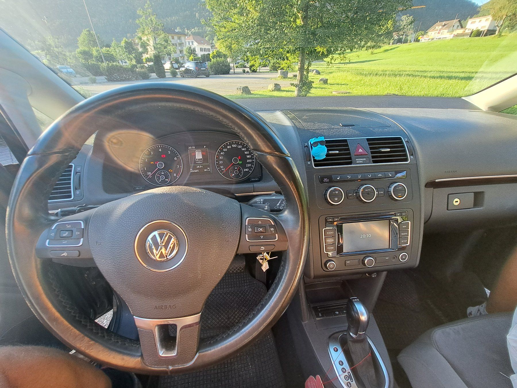 VW Autos: VW Touran 1.4 TSI – Gebraucht aus Sonceboz-Sombeval von nmoret 6