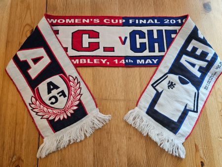FC Arsenal vs. Chelsea FC Cup Final 2016 Damen England Pub
