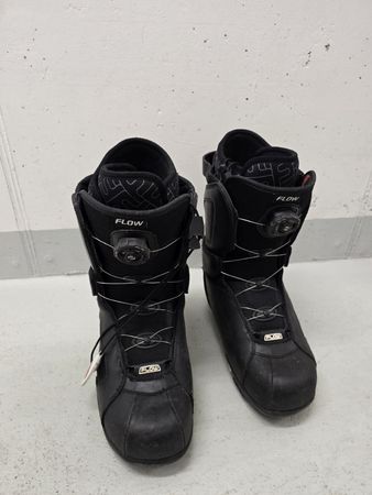 Flow Rival Snowboard Boots - US 10.5 - Get Ready to Ride!
