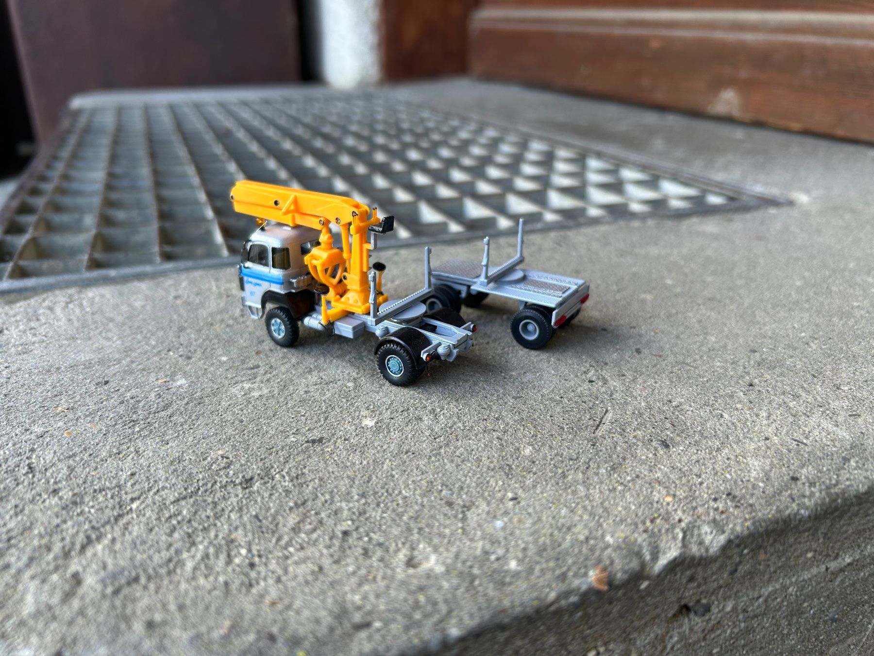 Herpa Modellini d'auto: Saurer Holzkran – Nuovo (secondo la descrizione) da Meienried venduto da janosch7 3