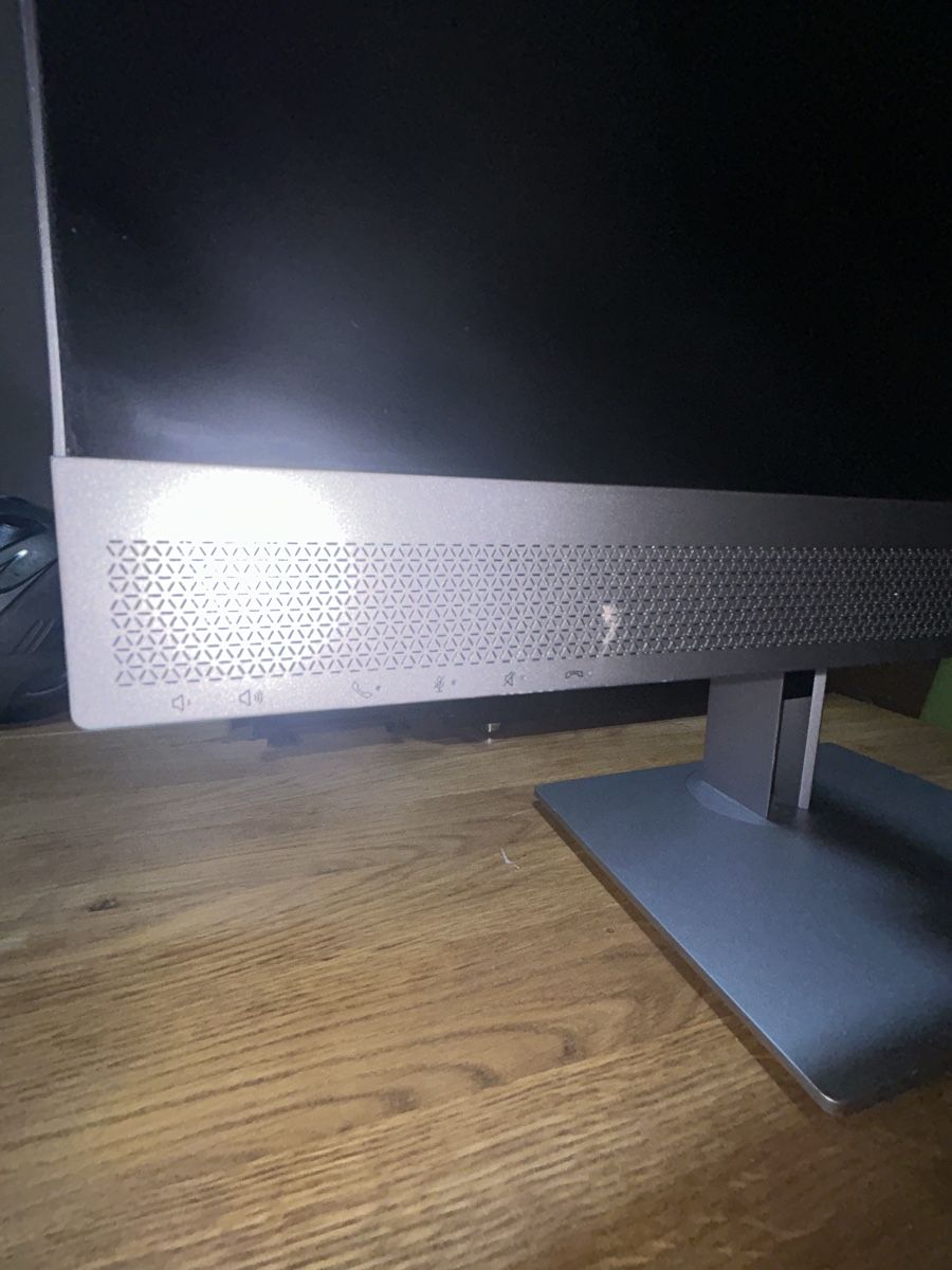 Monitore: HP EliteDisplay E273m - Top Zustand! – Gebraucht aus Zürich von jasmin011 1