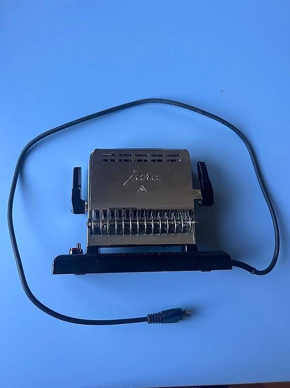 Jura Elettrodomestici da cucina: Jura Toaster Type 150 – Usato da Zürich venduto da juliakrill