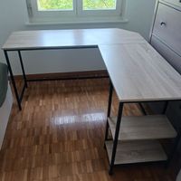 corner desk