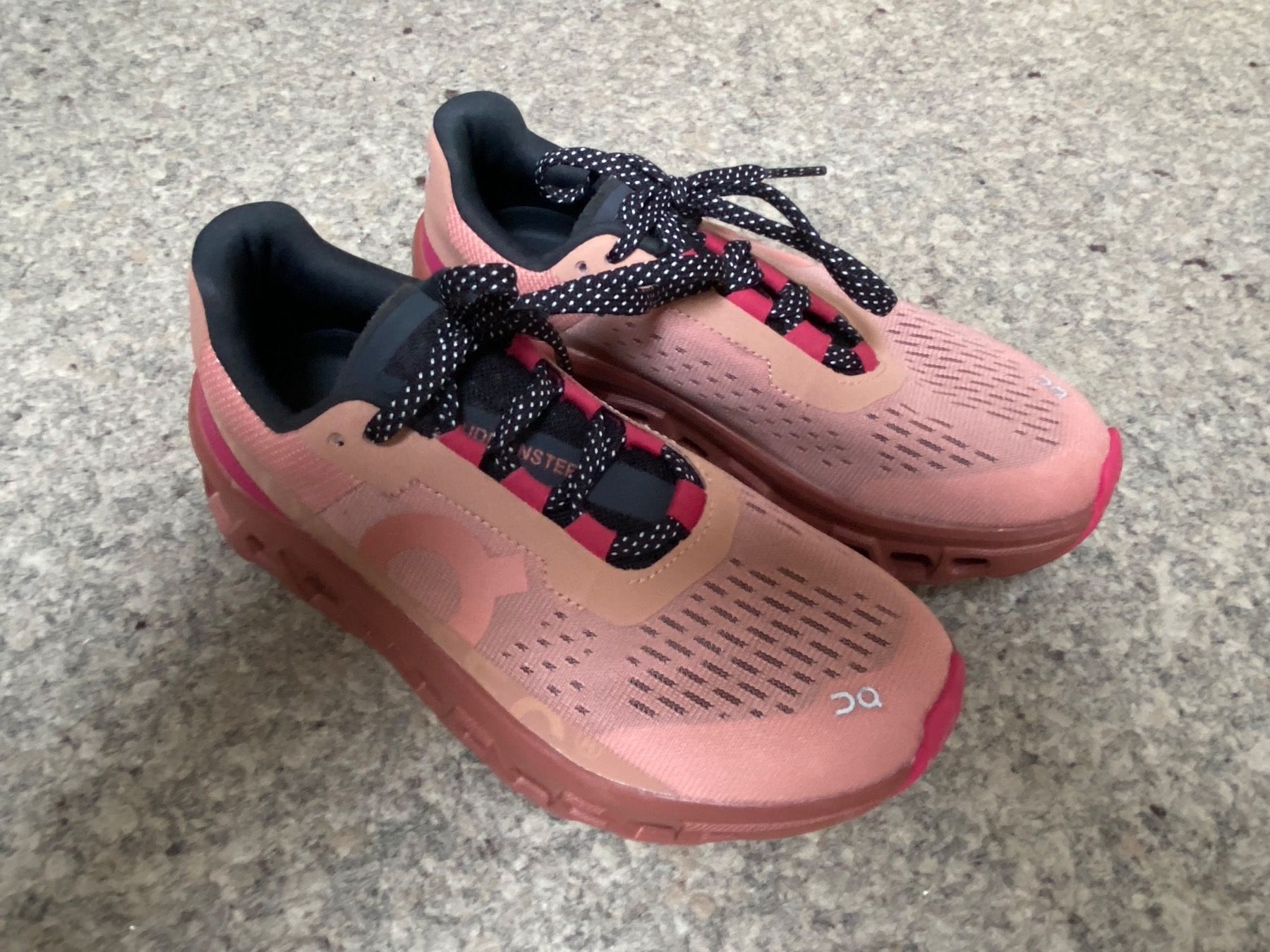 On Scarpe da donna: Laufschuh / Runningschuh on Cloudmonster Gr. 36 – Usato da Wattwil venduto da edel88 1
