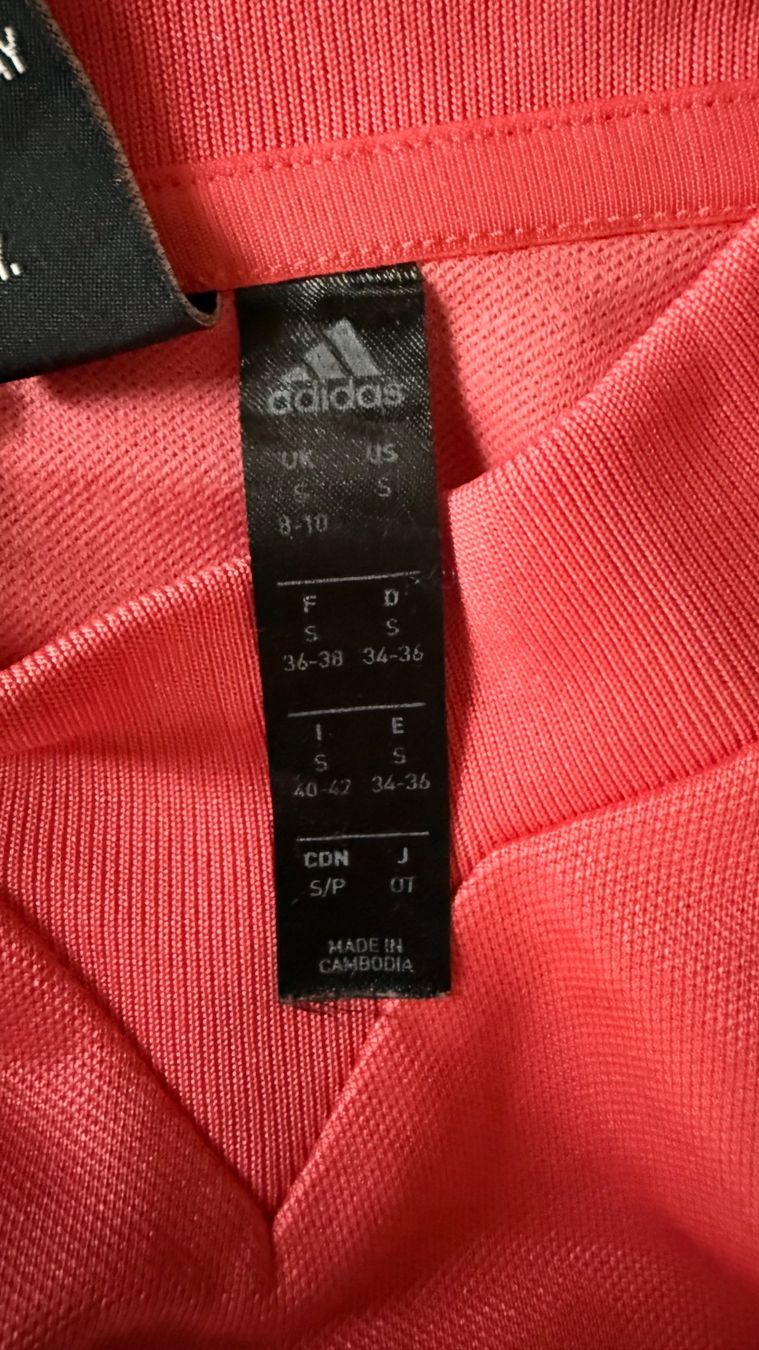 Adidas Top: Adidas Sport Oberteil – Usato da Schaffhausen venduto da melanieisa 1
