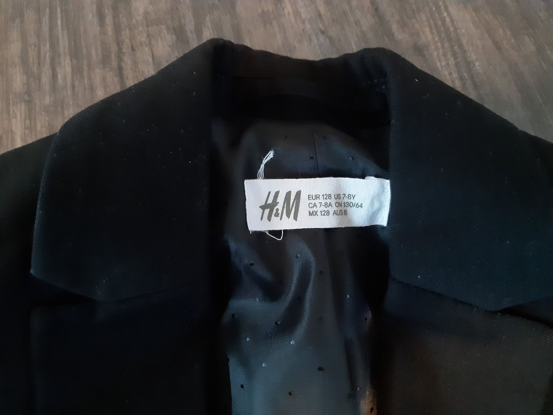 H&M Completi: Blazer Grösse 128 schwarz – Usato da Aadorf venduto da LamaQueen 2