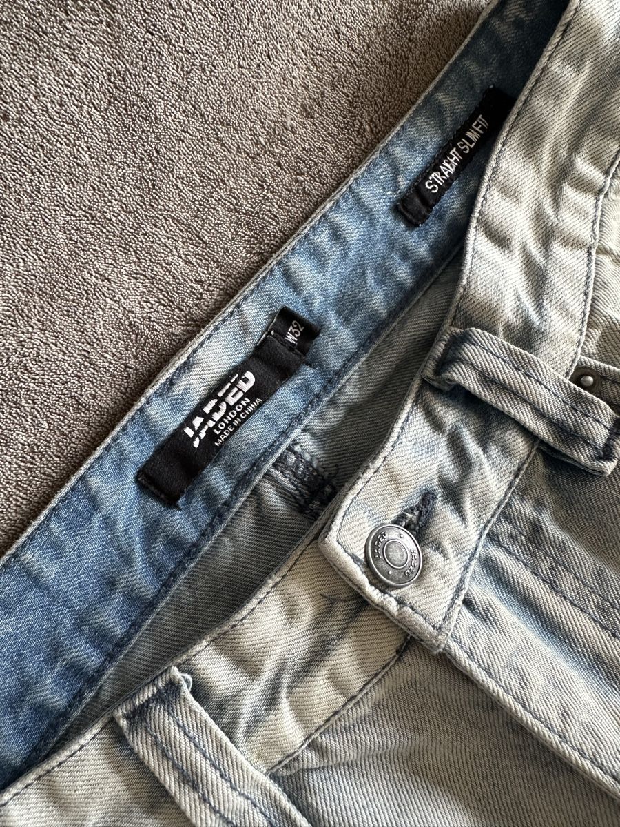 Jaded London Jeans: Jaded London destroyed flare jean – Nuovo (secondo la descrizione) da Morges venduto da ITASAP 2