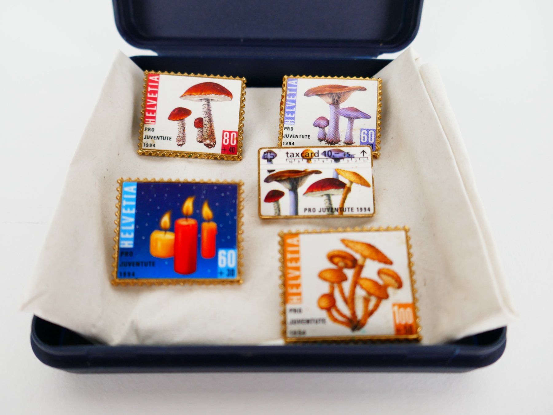 Tutti i francobolli: Pro Juventute Briefmarken Clips – Usato da Urtenen-Schönbühl venduto da Restwert_Schoenbuehl 1