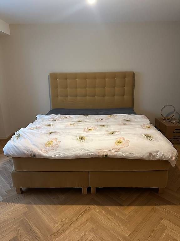 Ikea Letti: Boxspring Bett Ikea – Usato da Gümligen venduto da hakunamatata17