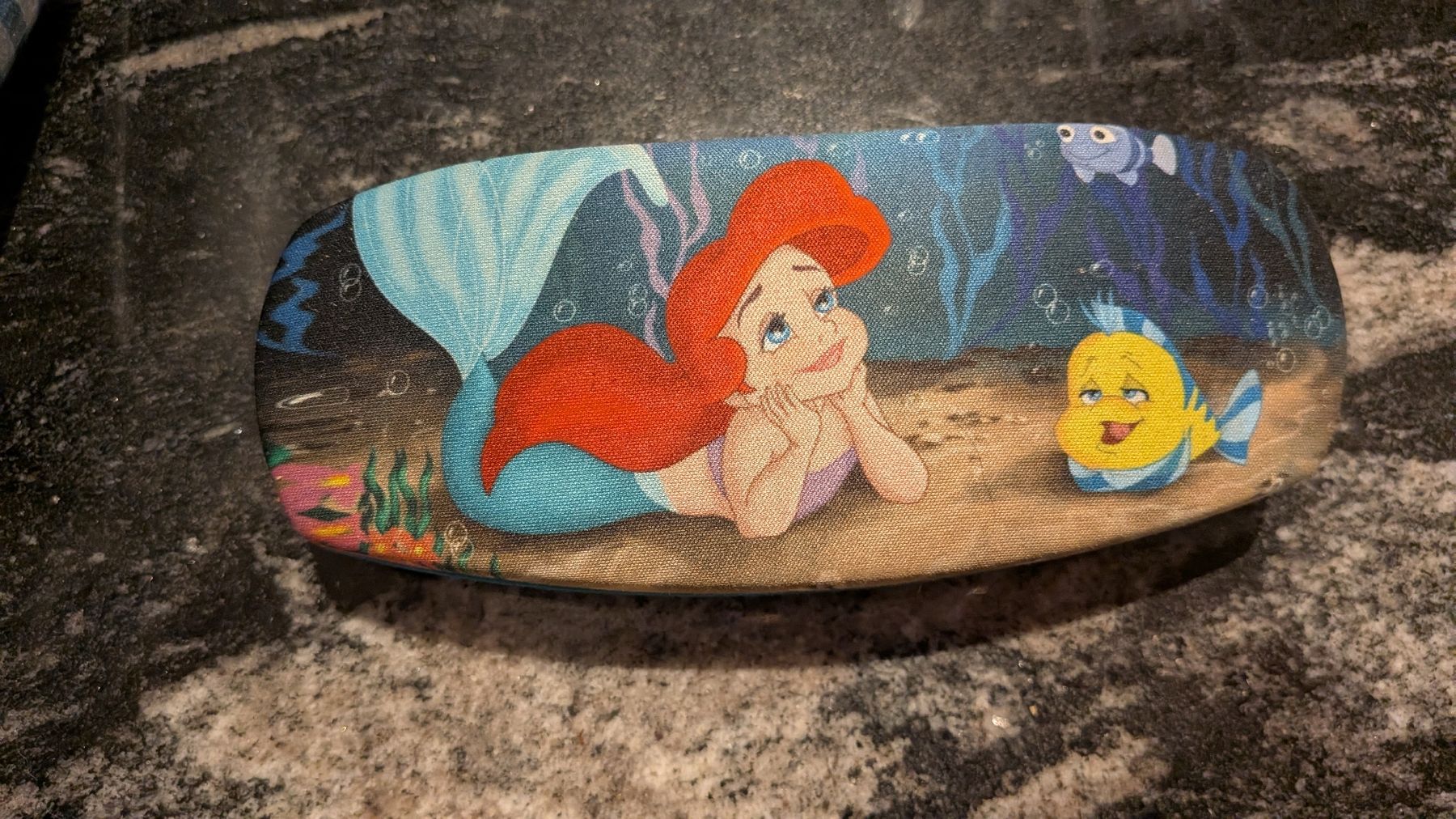 Altro in  Abbigliamento & Accessori: Brillen Etui Ariel – Nuovo (secondo la descrizione) da Wattenwil venduto da karinschaw 2