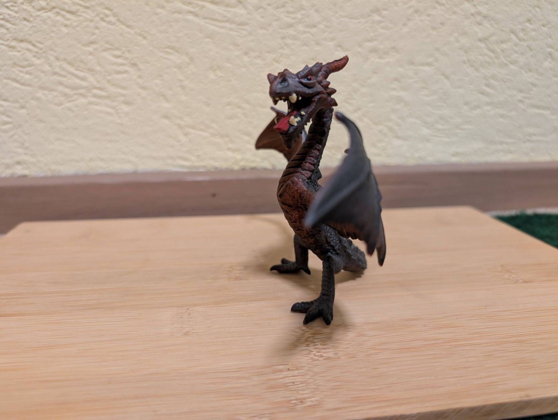 Bullyland Statuette: Bullyland Red Flying Dragon – Usato da Herrliberg venduto da aandrey 1
