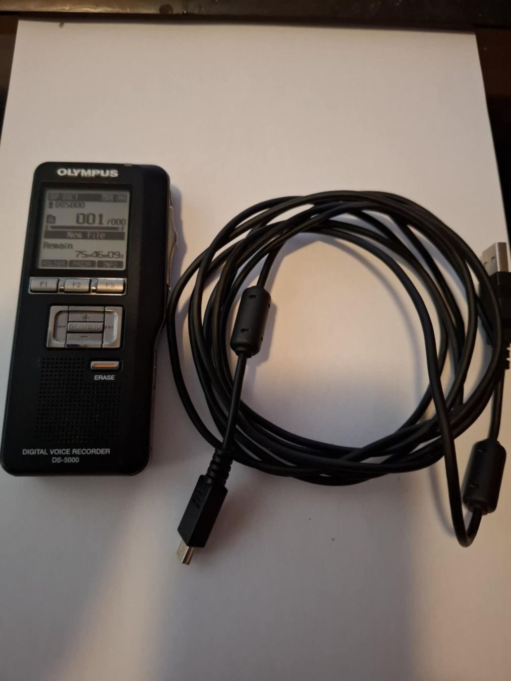 Olympus Enregistreurs: Digital Voice Recorder DS 5000 Olympus – D'occasion à Zihlschlacht par Padi27 1