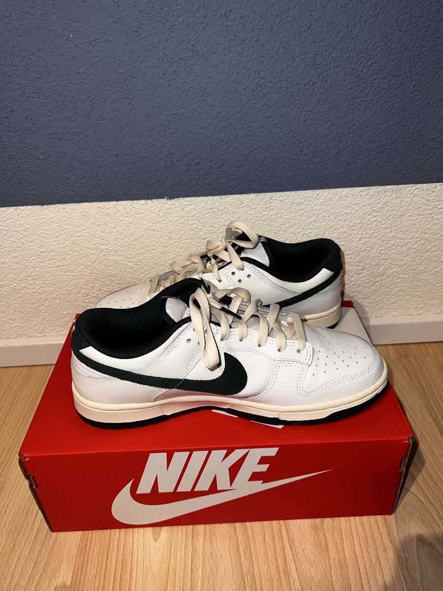 Nike Scarpe da uomo: NEU: Nike Dunk Low Gr. 42 Navy – Nuovo (secondo la descrizione) da Altishofen venduto da No.hu